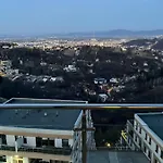 Panoramic Loft-large Terrace-free Garage Apartment *
