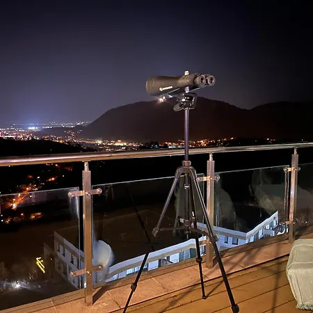 Panoramic Loft-large Terrace-free Garage דירה בראשוב