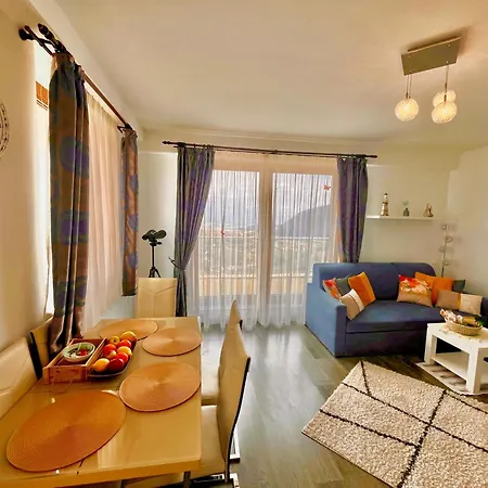 Panoramic Loft-large Terrace-free Garage براشوف