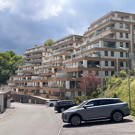 شقة Panoramic Loft-large Terrace-free Garage