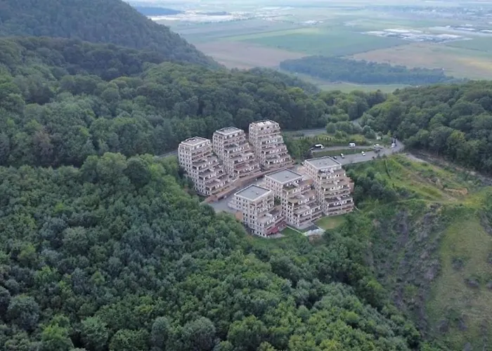 Panoramic Loft-large Terrace-free Garage דירה